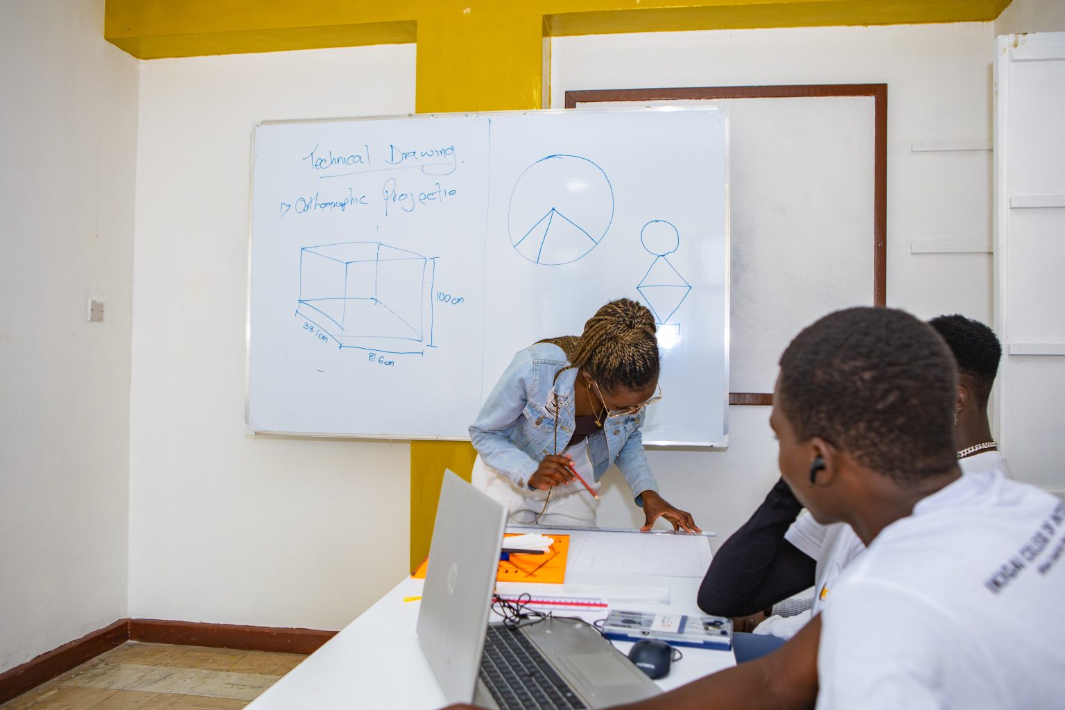 courses to join in September 2026 after KCSE-Graphic design